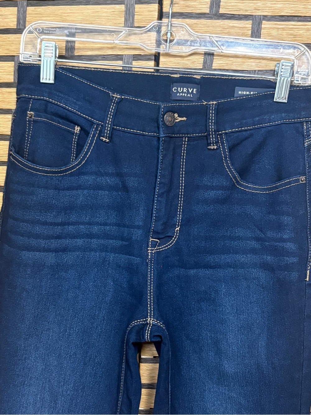 Curve Appeal High Rise Flare Leg Jeans Size 6/28 - Picture 3 of 10